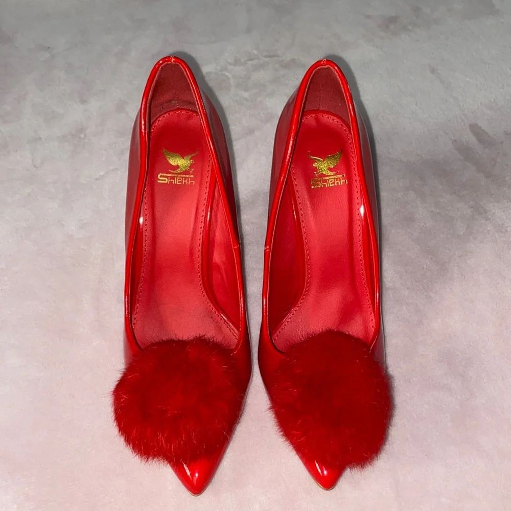 Red Heels - Picture 1 of 4